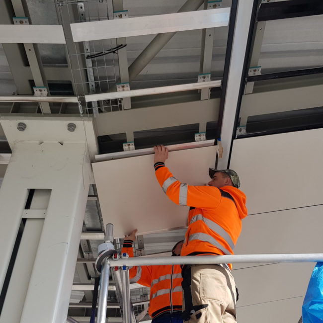 Upevnění fasádních desek